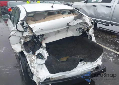 2003 Toyota Corolla Le из США, поврежденный, VIN 1NXBR32E93Z167619